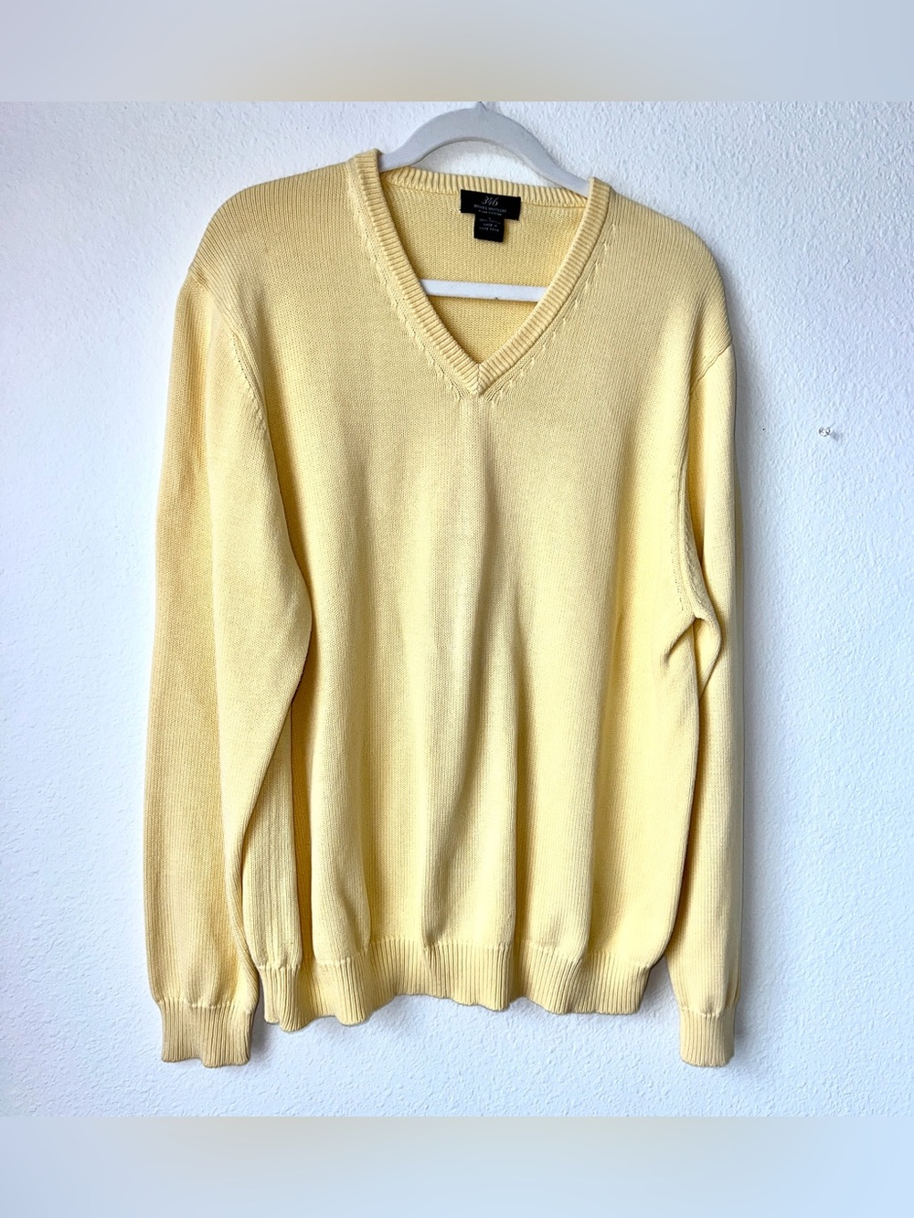 Brooks Brothers 346 Pastel Yellow Pima Cotton V-Neck Sweater Size Large Preppy C